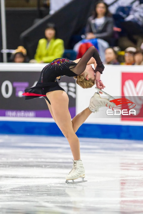 Ice Gallery Skates U.S.